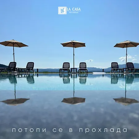 La Casa 치고프 차르크