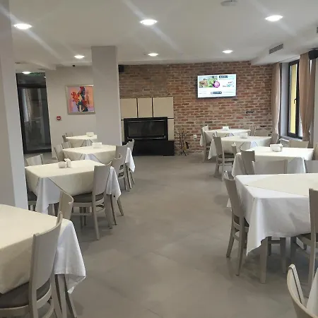 La Casa אתר נופש 3*