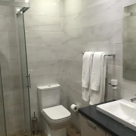 La Casa 3*