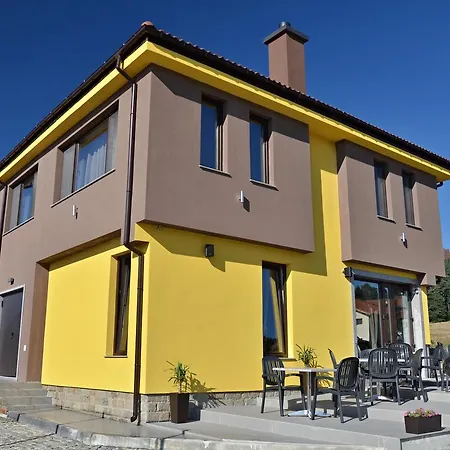 La Casa אתר נופש 3*