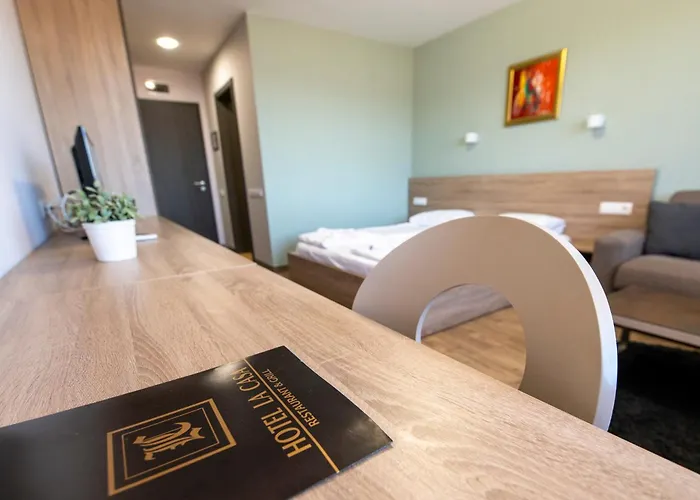 La Casa تسيغوف تشارك